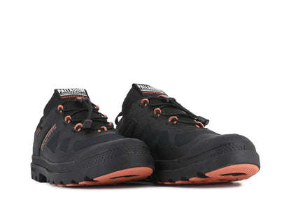 BLACK PAMPA LT+ LO XPLR WP+ - Palladium Great Value